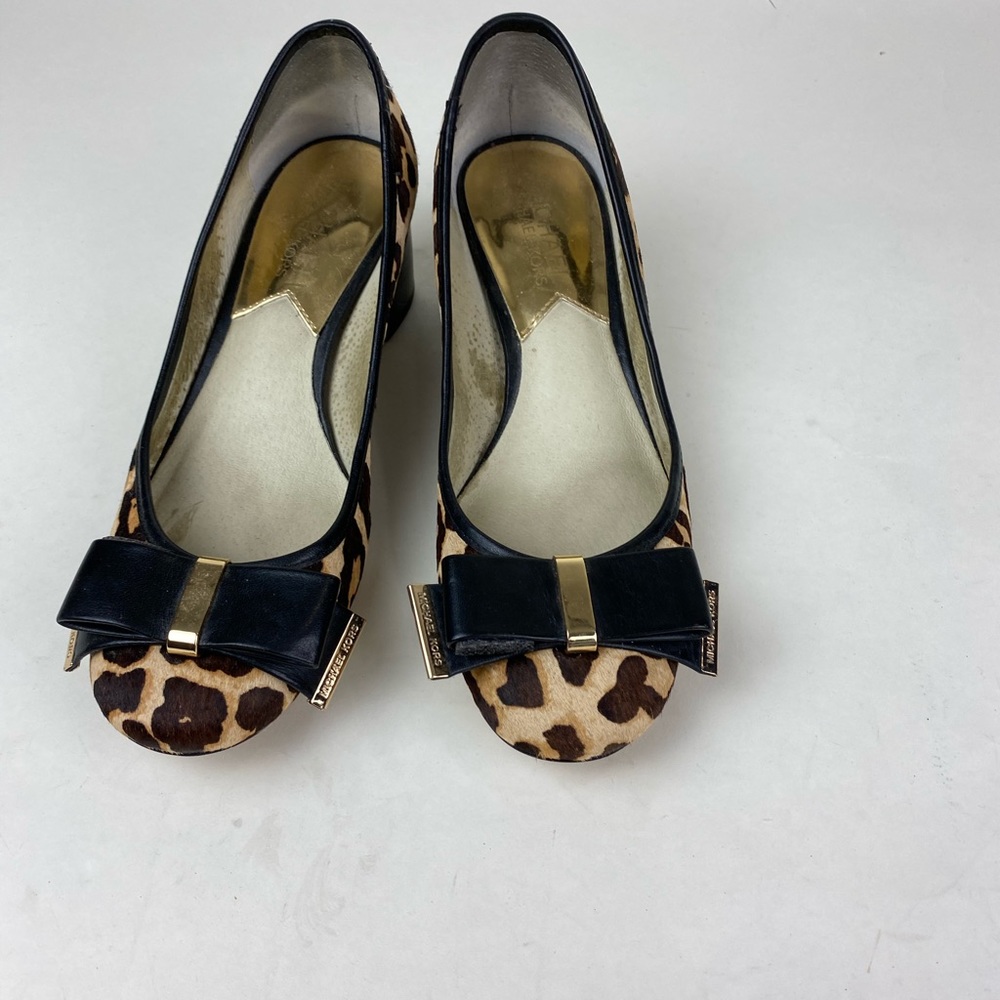 Michael Kors-Animal Print Pumps-Size 5 1/2.